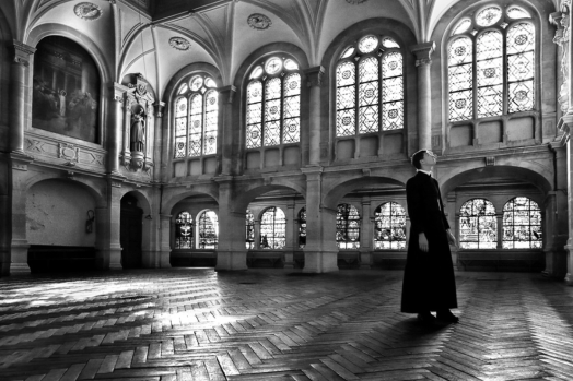 Young priest short-story